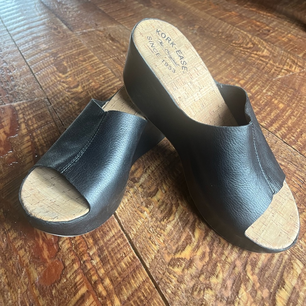 Kork-Ease Black Leather Mules